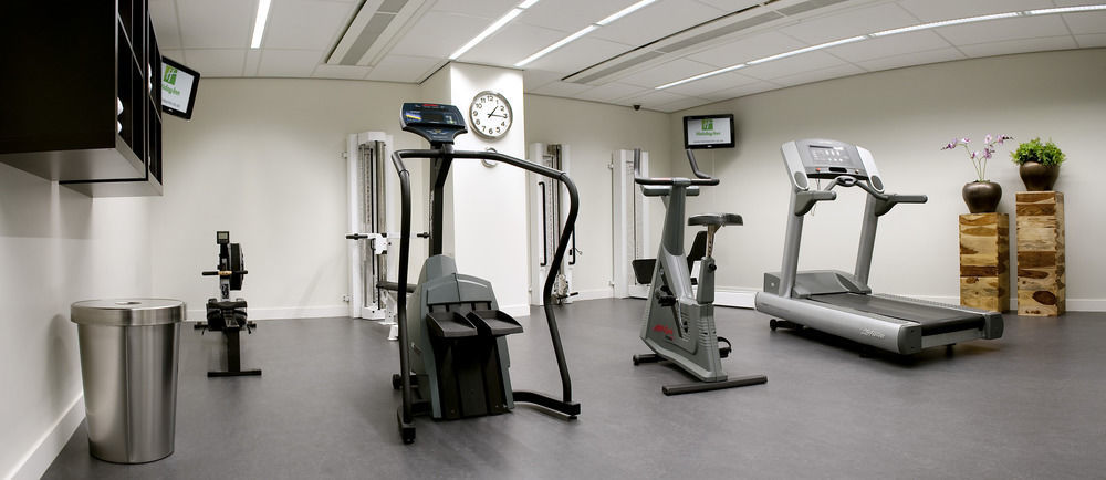 Centre By Ihg Hotel 4*